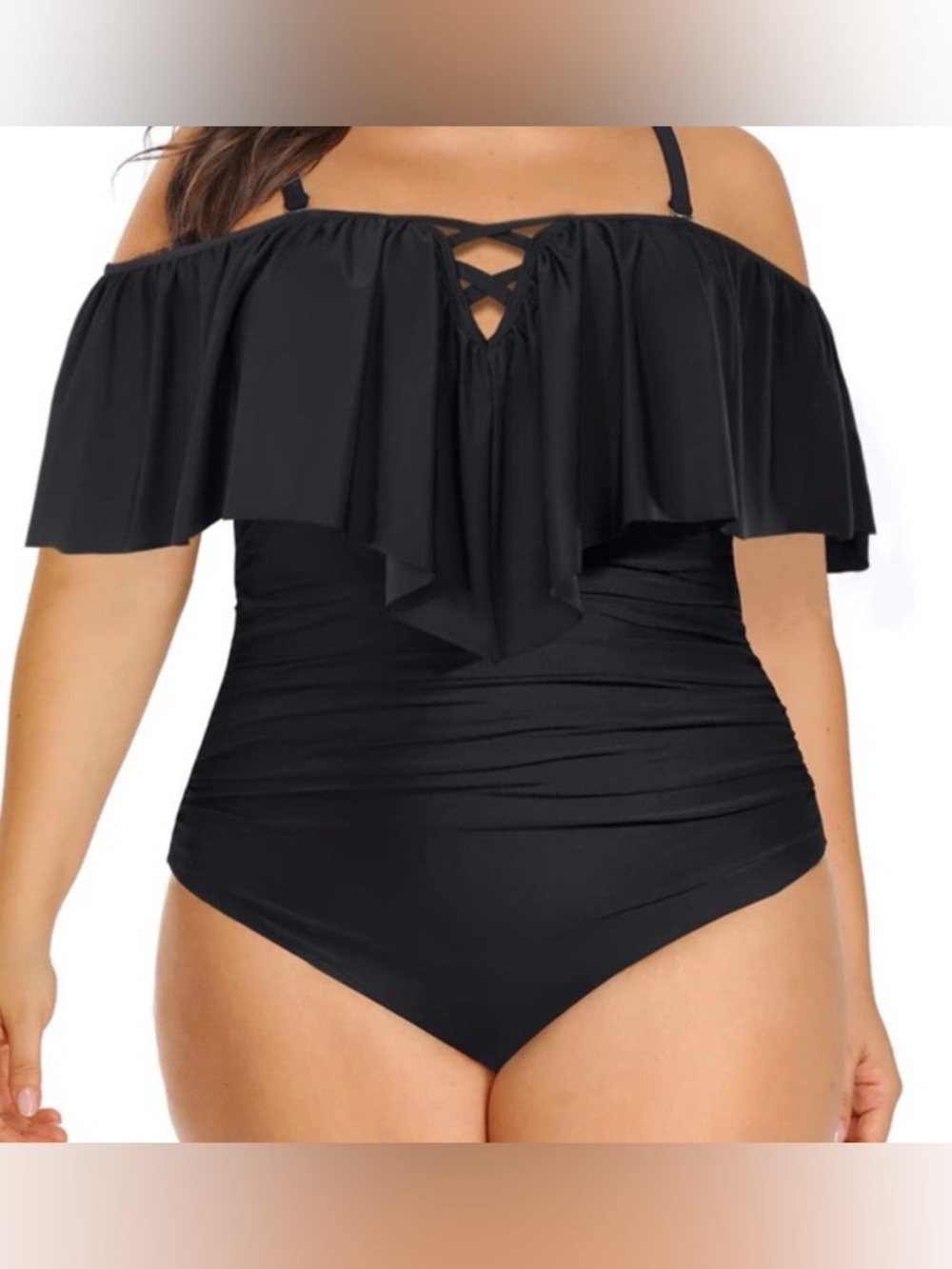 Solid black off the shoulders swimsuit 🖤